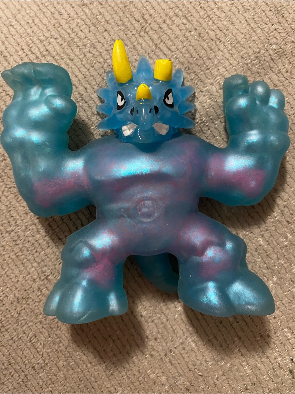 Heroes of goo jit Zu Dino X-ray Stone Age rampage Tritops action stretchy figure